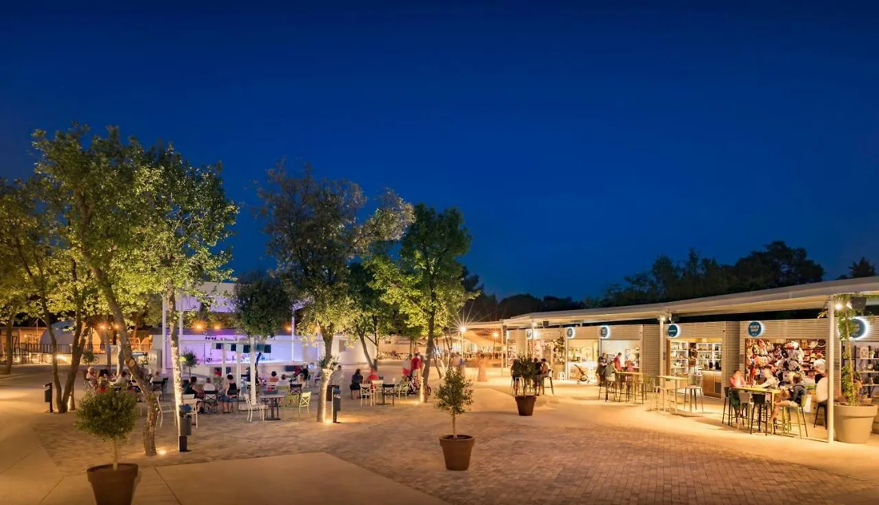 DT Lodge Tent Holiday Deluxe AC, Lanterna Poreč Vakantiepark